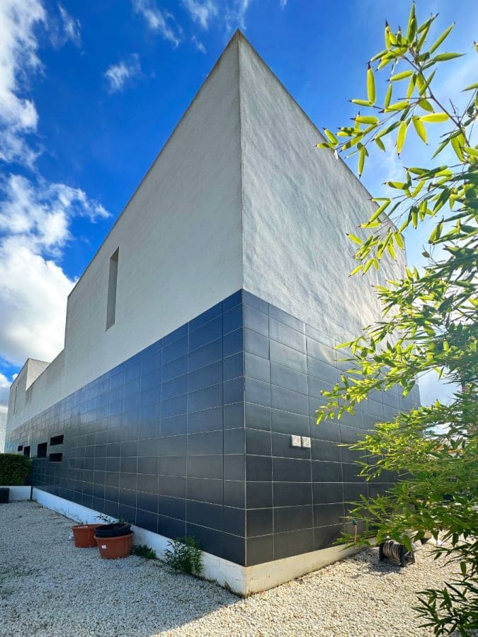 3 bedroom Villa for sale in Algorfa with pool - € 300,000 (Ref: 9377911)