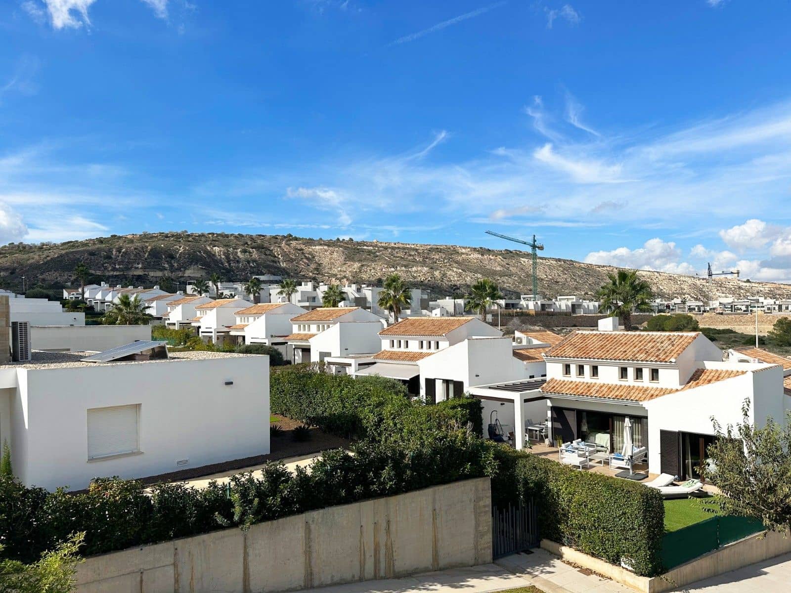 3 bedroom Villa for sale in Algorfa with pool - € 300,000 (Ref: 9377911)