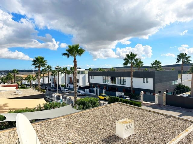 3 bedroom Villa for sale in Algorfa with pool - € 300,000 (Ref: 9377911)