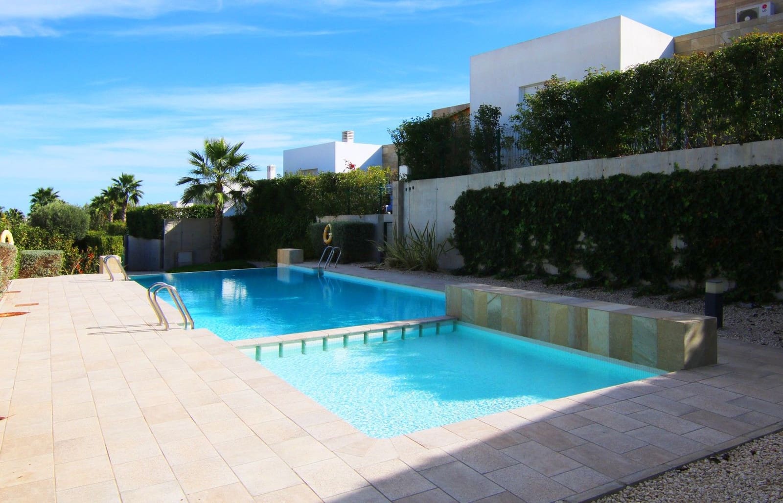 3 bedroom Villa for sale in Algorfa with pool - € 300,000 (Ref: 9377911)