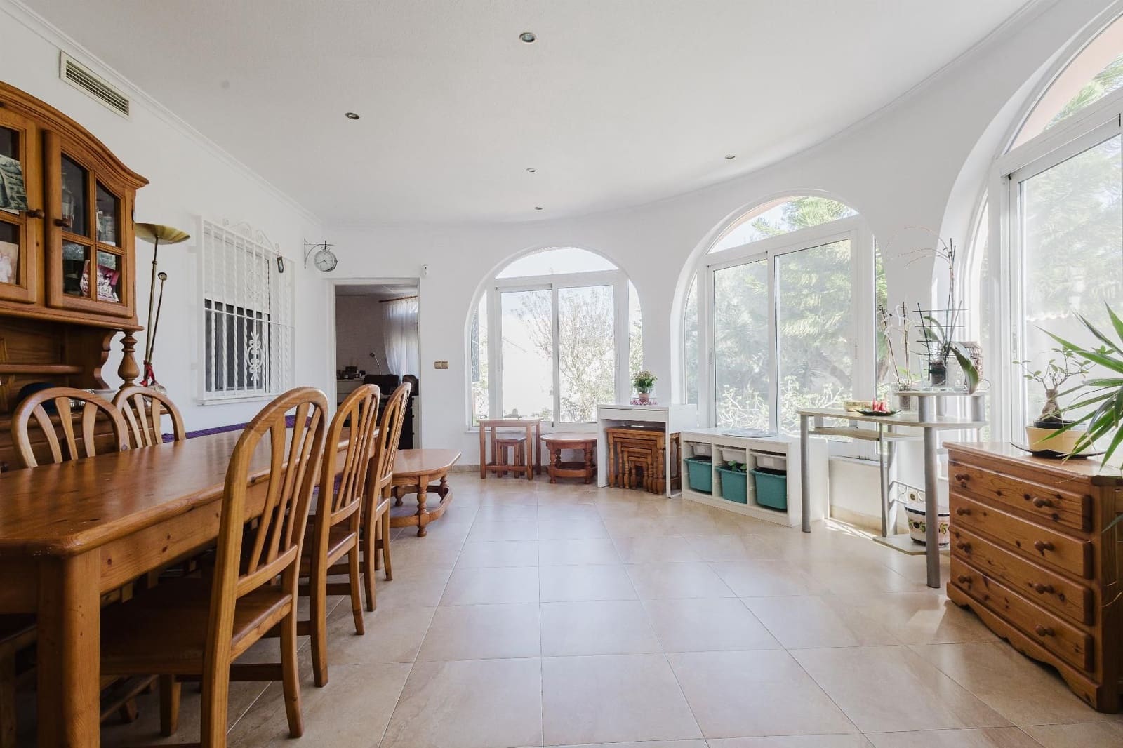 Chalet de 5 habitaciones en Torrevieja en venta con piscina - 449.000 € (Ref: 9377912)