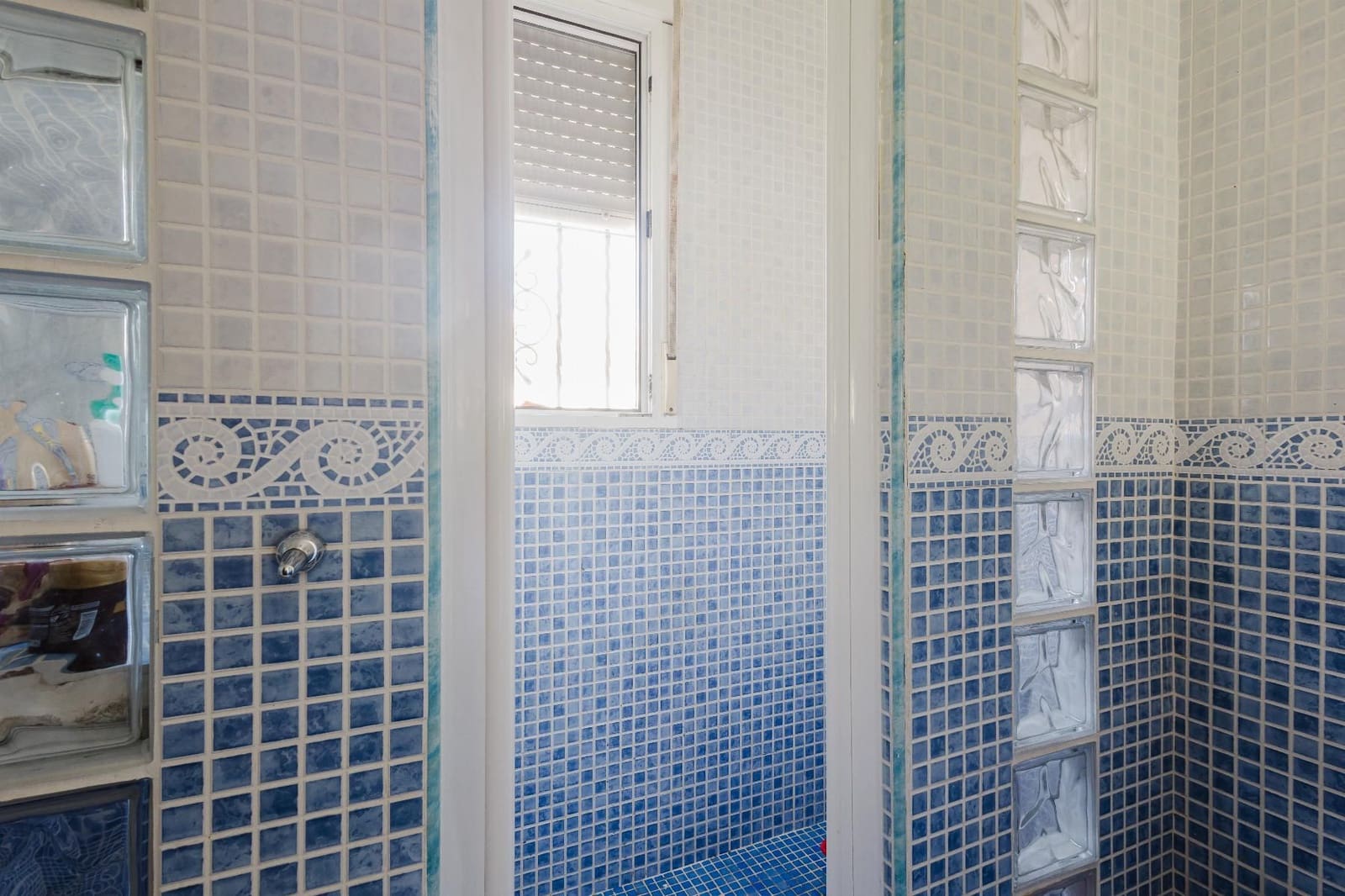 Chalet de 5 habitaciones en Torrevieja en venta con piscina - 449.000 € (Ref: 9377912)