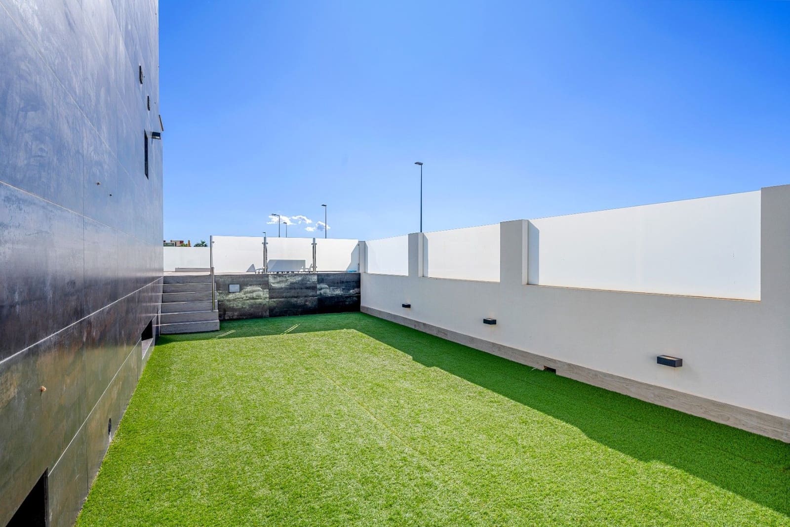 4 chambre Villa/Maison à vendre à Los Alcazares avec piscine garage - 649 000 € (Ref: 9377913)