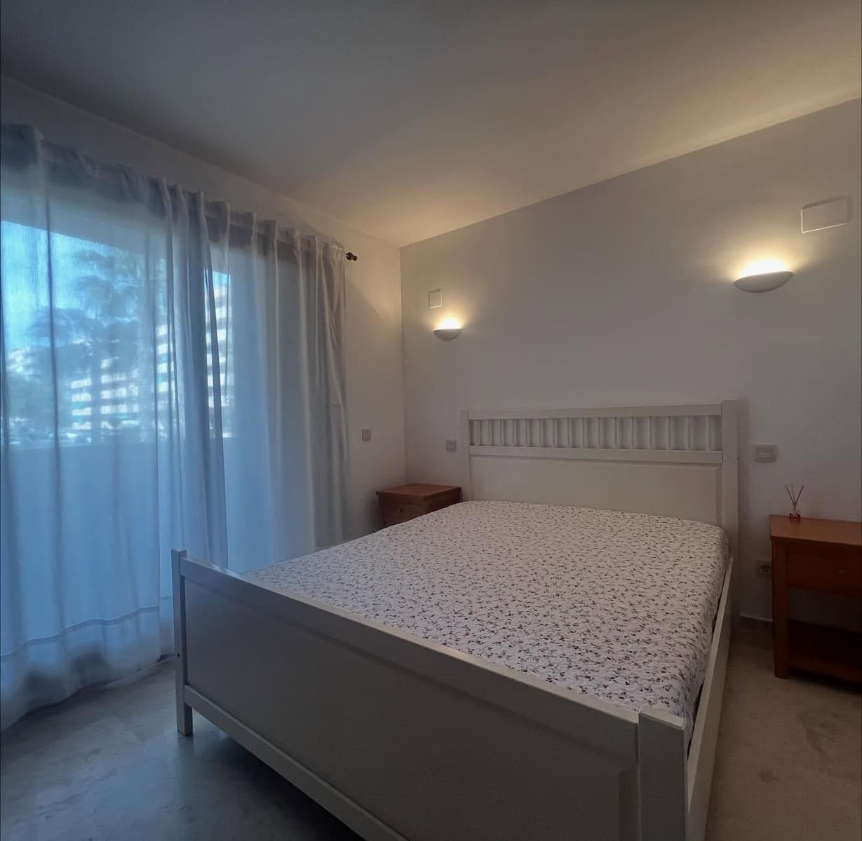 2 makuuhuone Huoneisto myytävänä paikassa Punta Prima mukana uima-altaan - 260 000 € (Ref: 9393328)