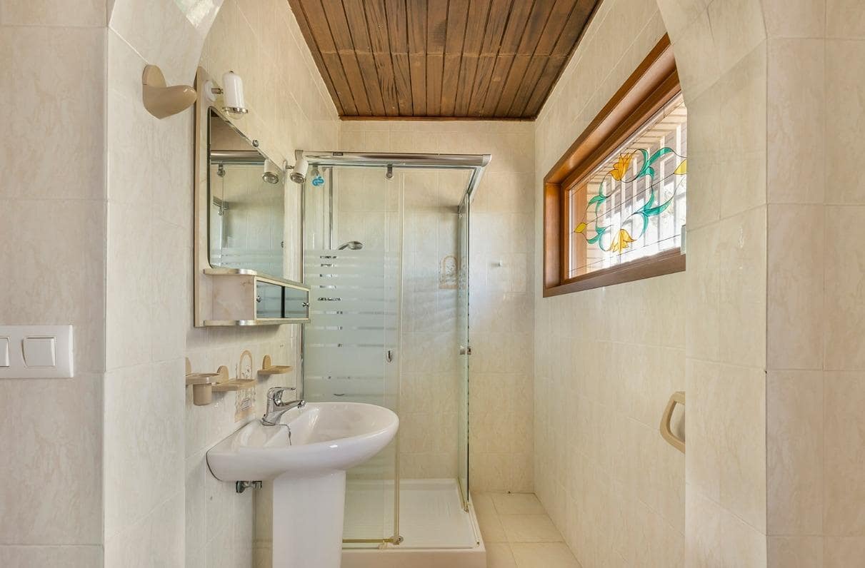 5 soverom Villa til salgs i Filipinas - € 670 000 (Ref: 9408037)