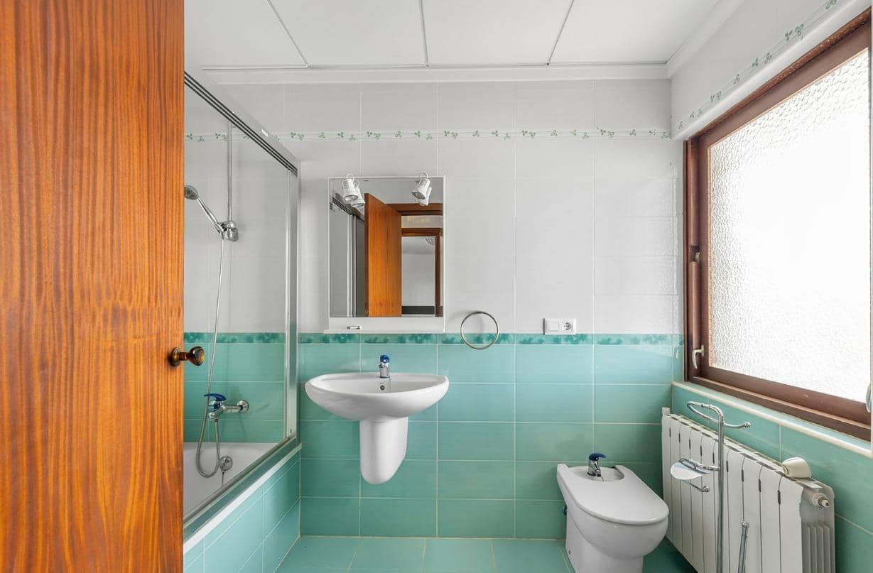 5 soverom Villa til salgs i Filipinas - € 670 000 (Ref: 9408037)