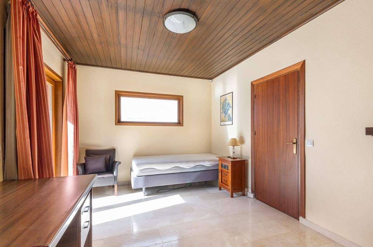 5 soverom Villa til salgs i Filipinas - € 670 000 (Ref: 9408037)