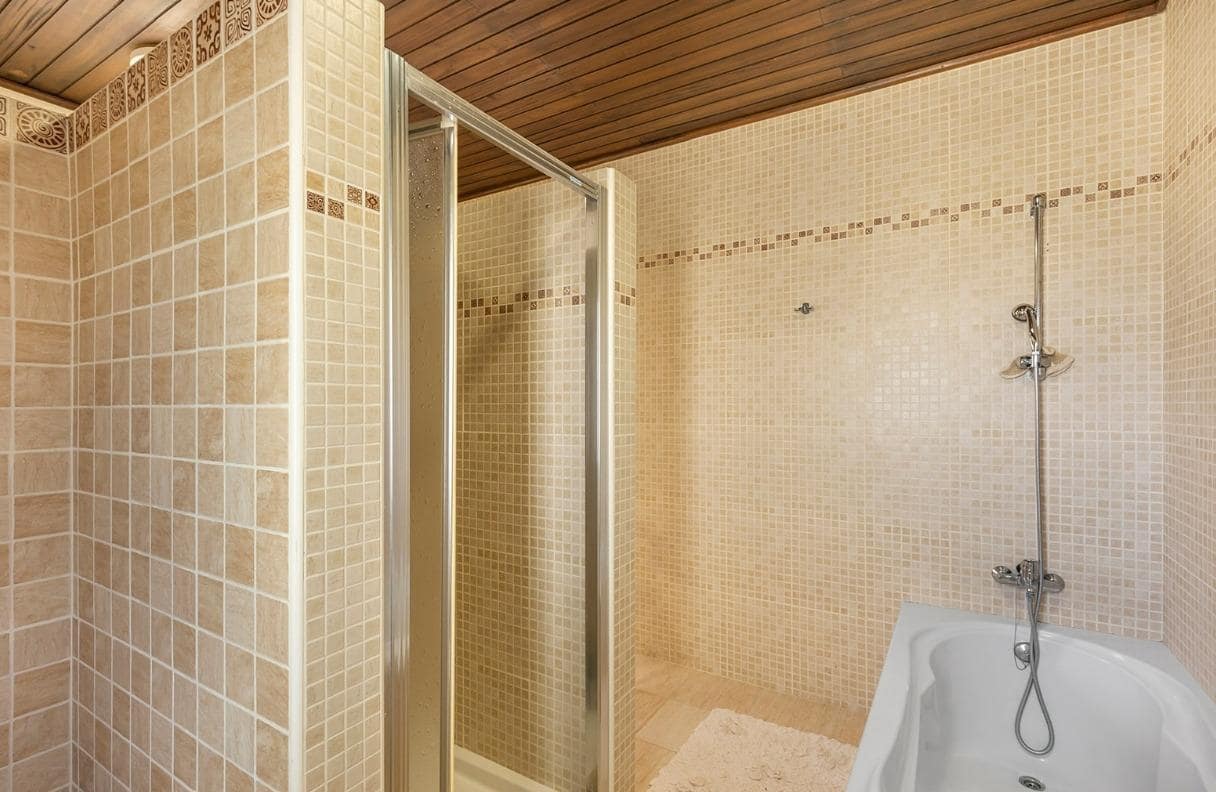 5 soverom Villa til salgs i Filipinas - € 670 000 (Ref: 9408037)