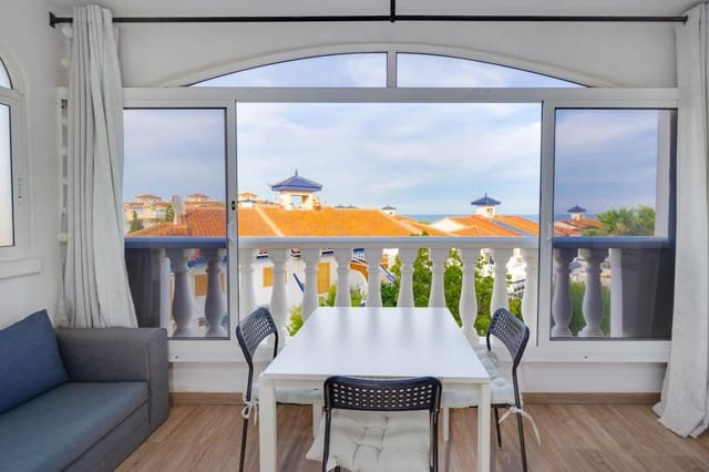 Apartamento de 1 habitación en Torreblanca, Torrevieja en venta con piscina - 124.900 € (Ref: 9413995)