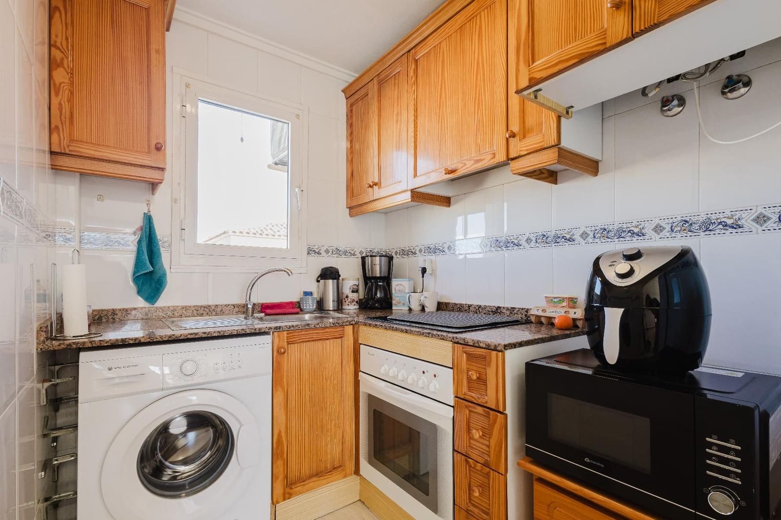 2 soveværelse Bungalow til salg i Torrevieja med swimmingpool - € 139.900 (Ref: 9413996)