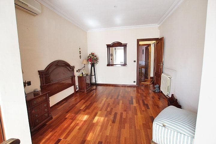 Chalet de 6 habitaciones en La Siesta en venta con piscina garaje - 440.000 € (Ref: 9416058)