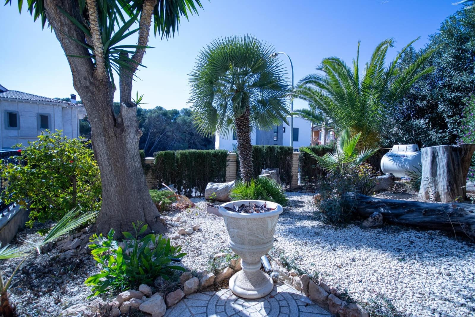 5 sypialnia Willa na sprzedaż w Campoamor z basenem garażem - 990 000 € (Ref: 9416059)