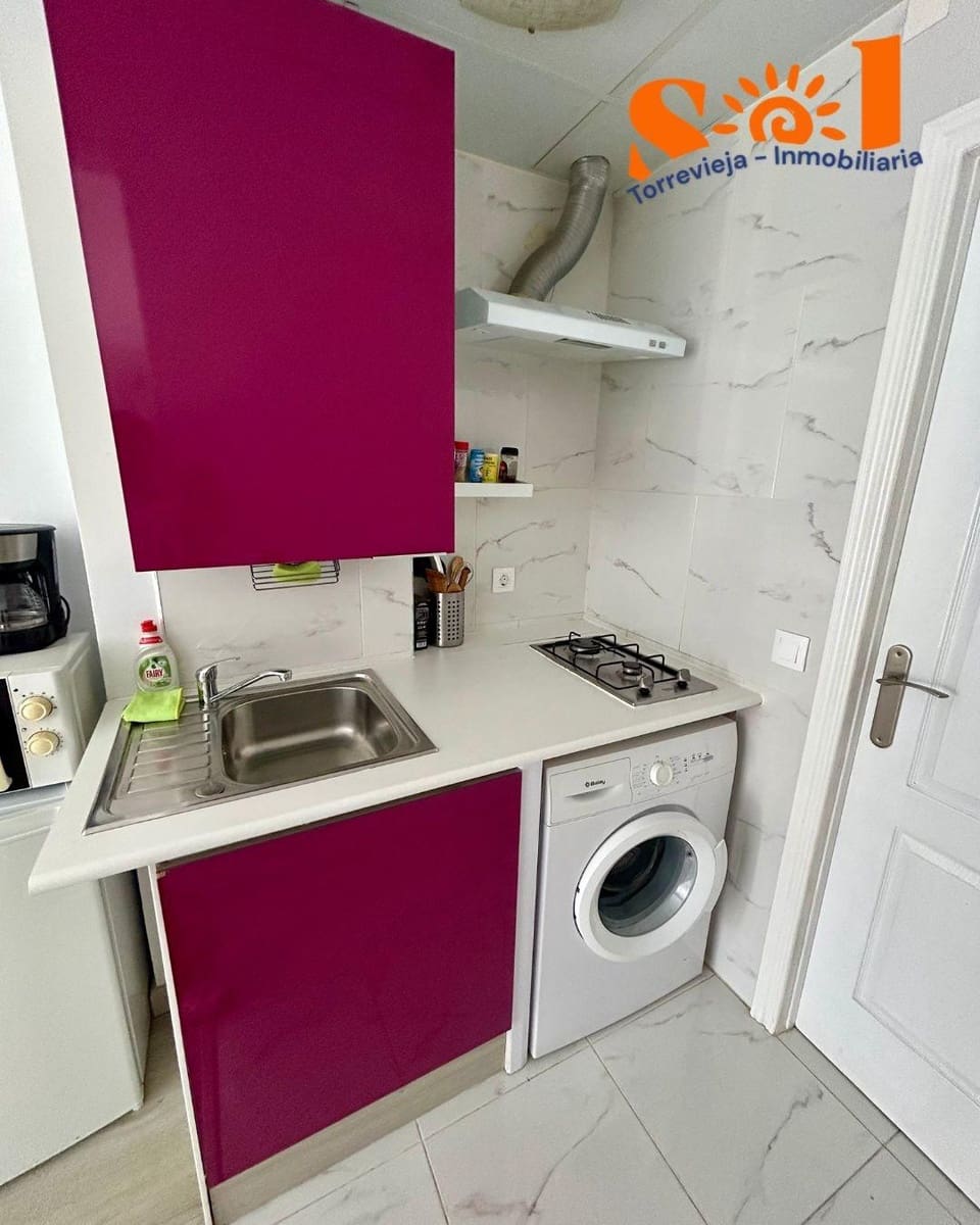 2 makuuhuone Huoneisto myytävänä paikassa Torrevieja - 127 000 € (Ref: 9420016)