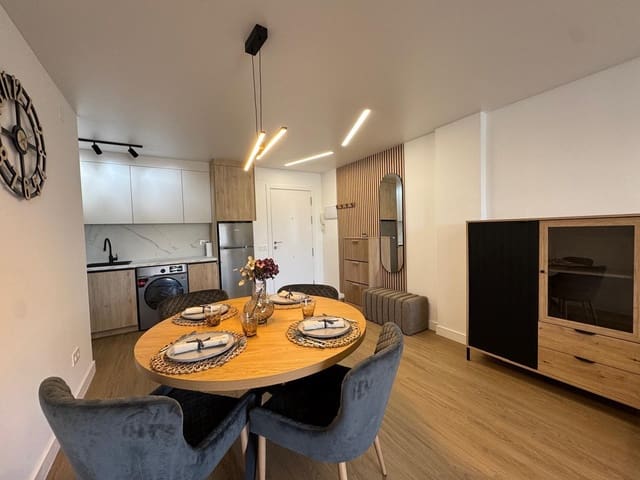 2 soveværelse Lejlighed til salg i Punta Prima, Torrevieja med swimmingpool - € 239.900 (Ref: 9422313)