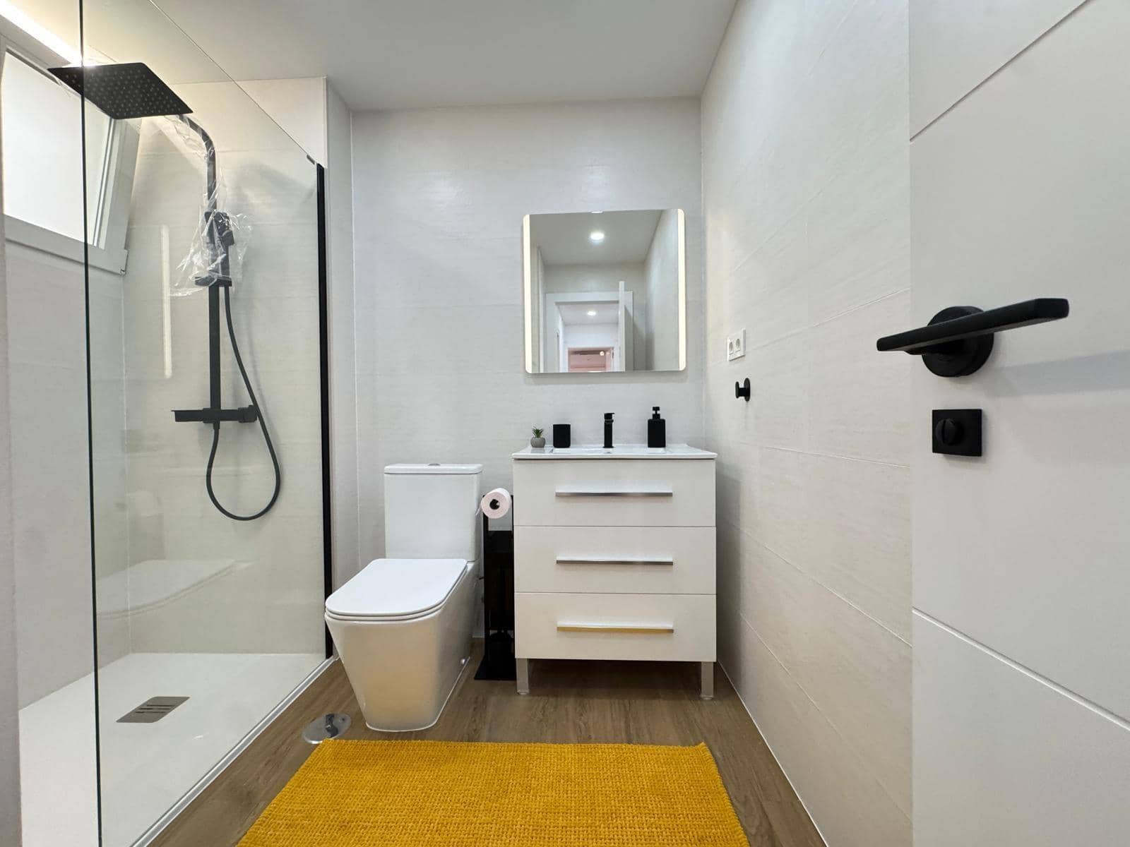 2 makuuhuone Huoneisto myytävänä paikassa Punta Prima mukana uima-altaan - 239 900 € (Ref: 9422313)