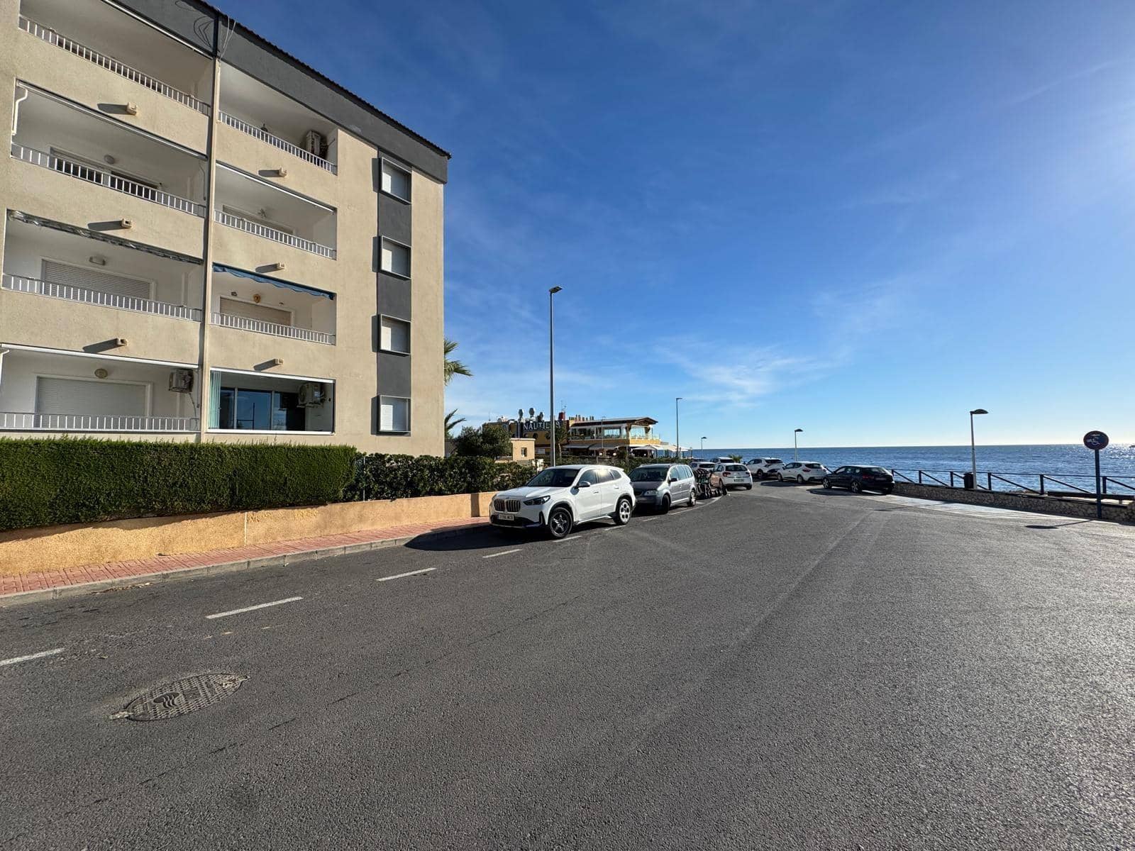 2 makuuhuone Huoneisto myytävänä paikassa Punta Prima mukana uima-altaan - 239 900 € (Ref: 9422313)