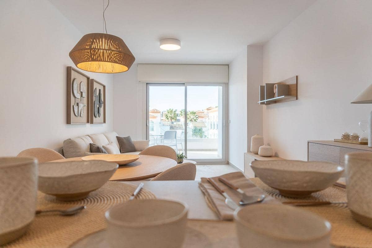 2 soverom Leilighet til salgs i Orihuela Costa med svømmebasseng garasje - € 325 000 (Ref: 9425782)