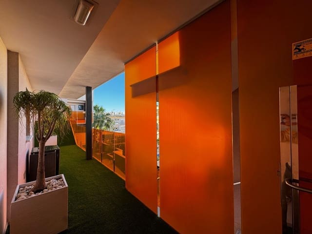 4 sypialnia Penthouse na sprzedaż w Avenida Habaneras - Curva de Palangre, Torrevieja z basenem garażem - 529 900 € (Ref: 9427451)