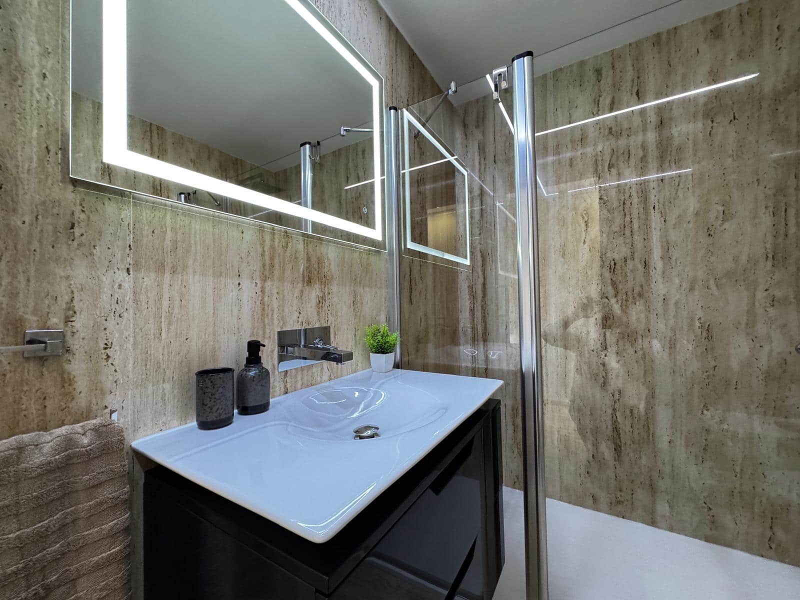 4 sypialnia Penthouse na sprzedaż w Torrevieja z basenem garażem - 529 900 € (Ref: 9427451)