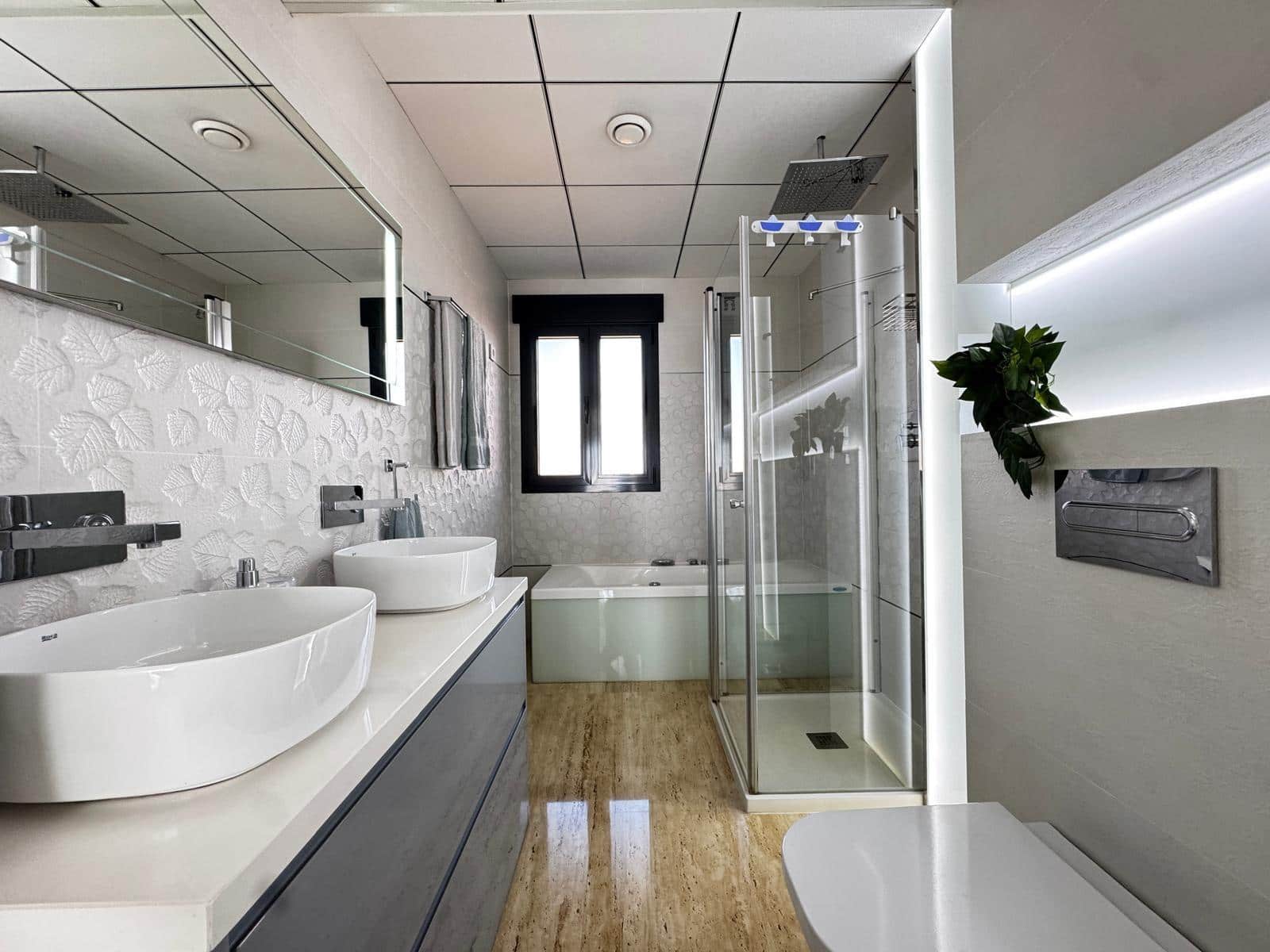 4 sypialnia Penthouse na sprzedaż w Torrevieja z basenem garażem - 529 900 € (Ref: 9427451)