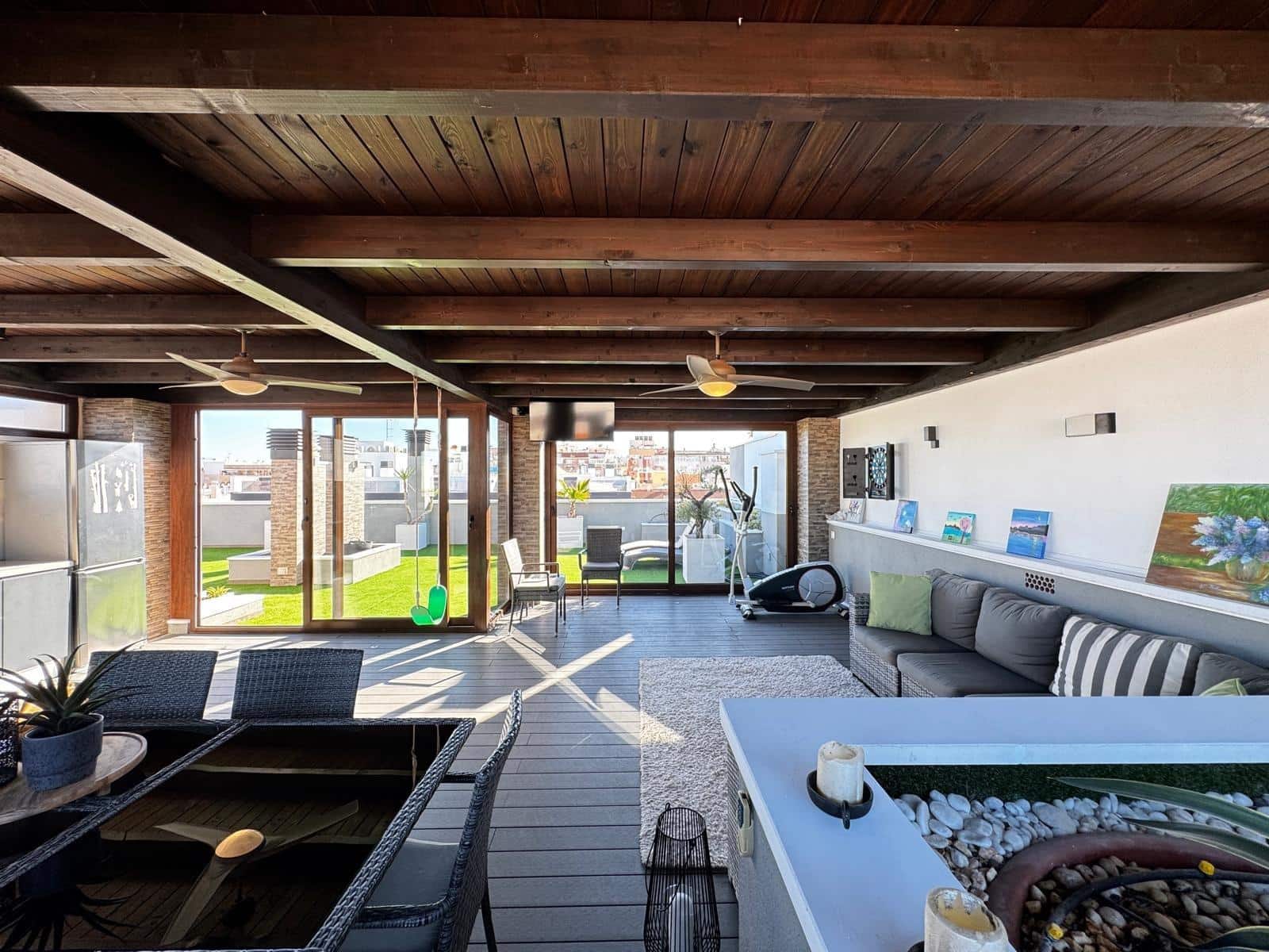 4 sypialnia Penthouse na sprzedaż w Torrevieja z basenem garażem - 529 900 € (Ref: 9427451)