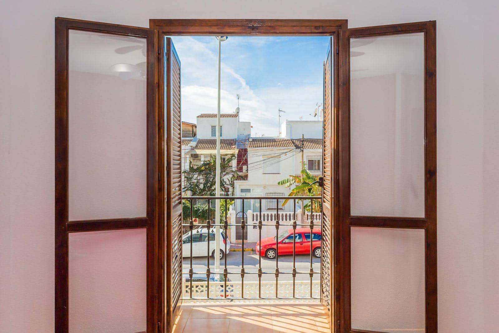 1 makuuhuone Huoneisto myytävänä paikassa Torrevieja mukana uima-altaan - 105 000 € (Ref: 9431724)