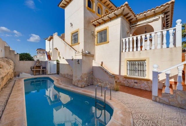 4 bedroom Villa for sale in Playa Flamenca, Orihuela with garage - € 315,000 (Ref: 9436110)