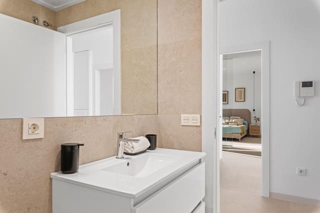 Apartamento de 2 habitaciones en Los Narejos, Los Alcázares en venta con piscina garaje - 265.000 € (Ref: 9441918)