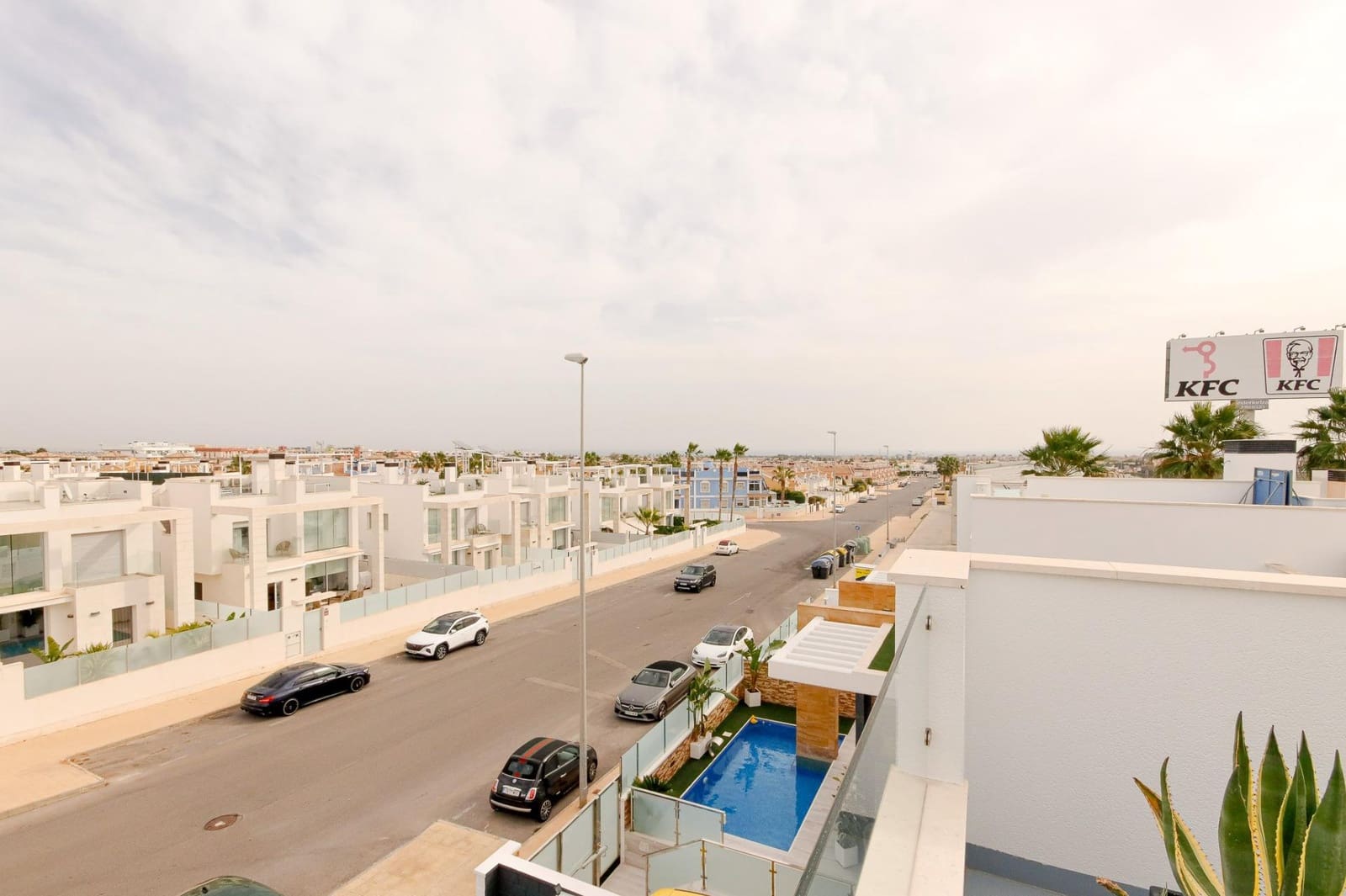 3 sovrum Villa till salu i Orihuela Costa med pool garage - 574 500 € (Ref: 9441920)