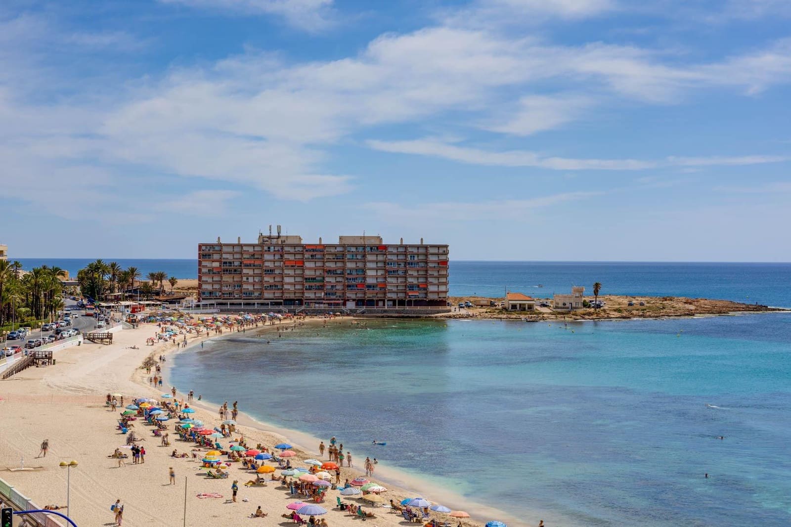 Studio til salg i Torrevieja med swimmingpool - € 119.990 (Ref: 9443361)