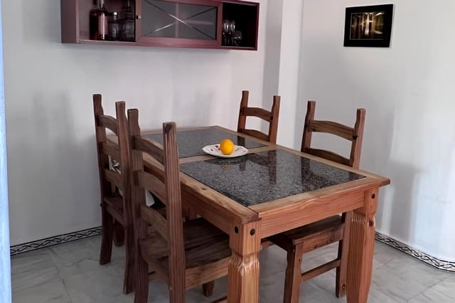 Apartamento de 3 habitaciones en Playa de los Locos, Torrevieja en venta con piscina - 259.900 € (Ref: 9443362)