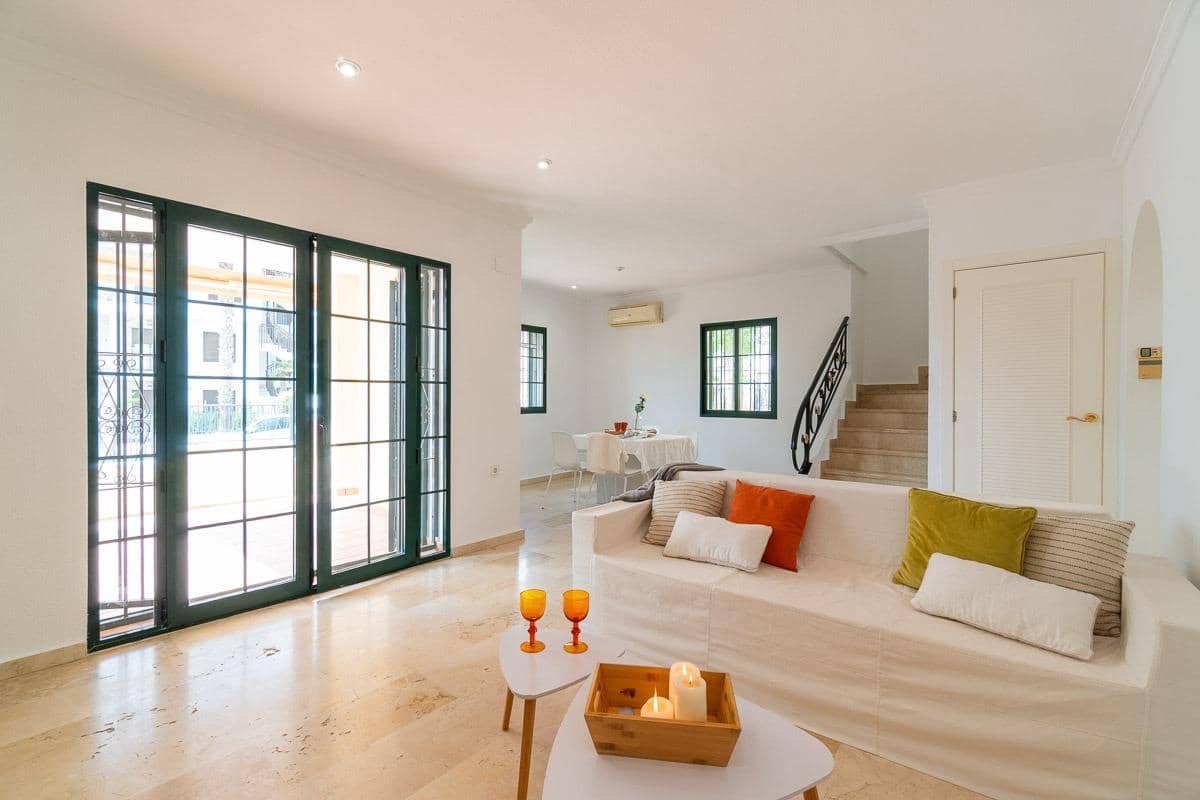 3 Zimmer Villa zu verkaufen in Orihuela Costa mit Pool - 379.000 € (Ref: 9449065)