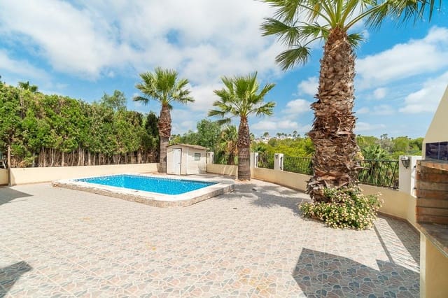 3 Zimmer Villa zu verkaufen in Villamartin, Orihuela mit Pool - 379.000 € (Ref: 9449065)