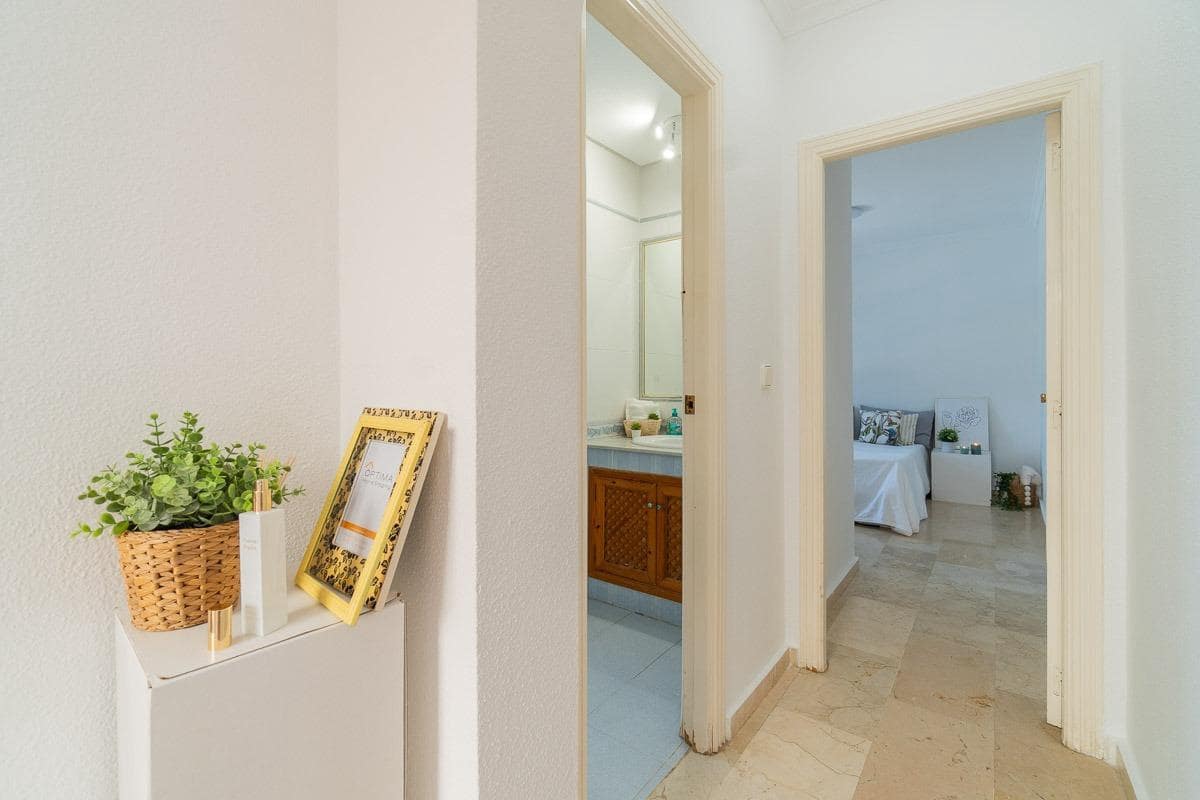 3 Zimmer Villa zu verkaufen in Orihuela Costa mit Pool - 379.000 € (Ref: 9449065)