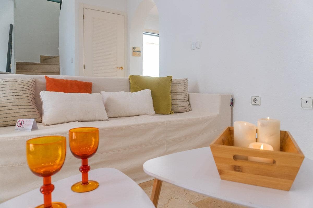 3 Zimmer Villa zu verkaufen in Orihuela Costa mit Pool - 379.000 € (Ref: 9449065)