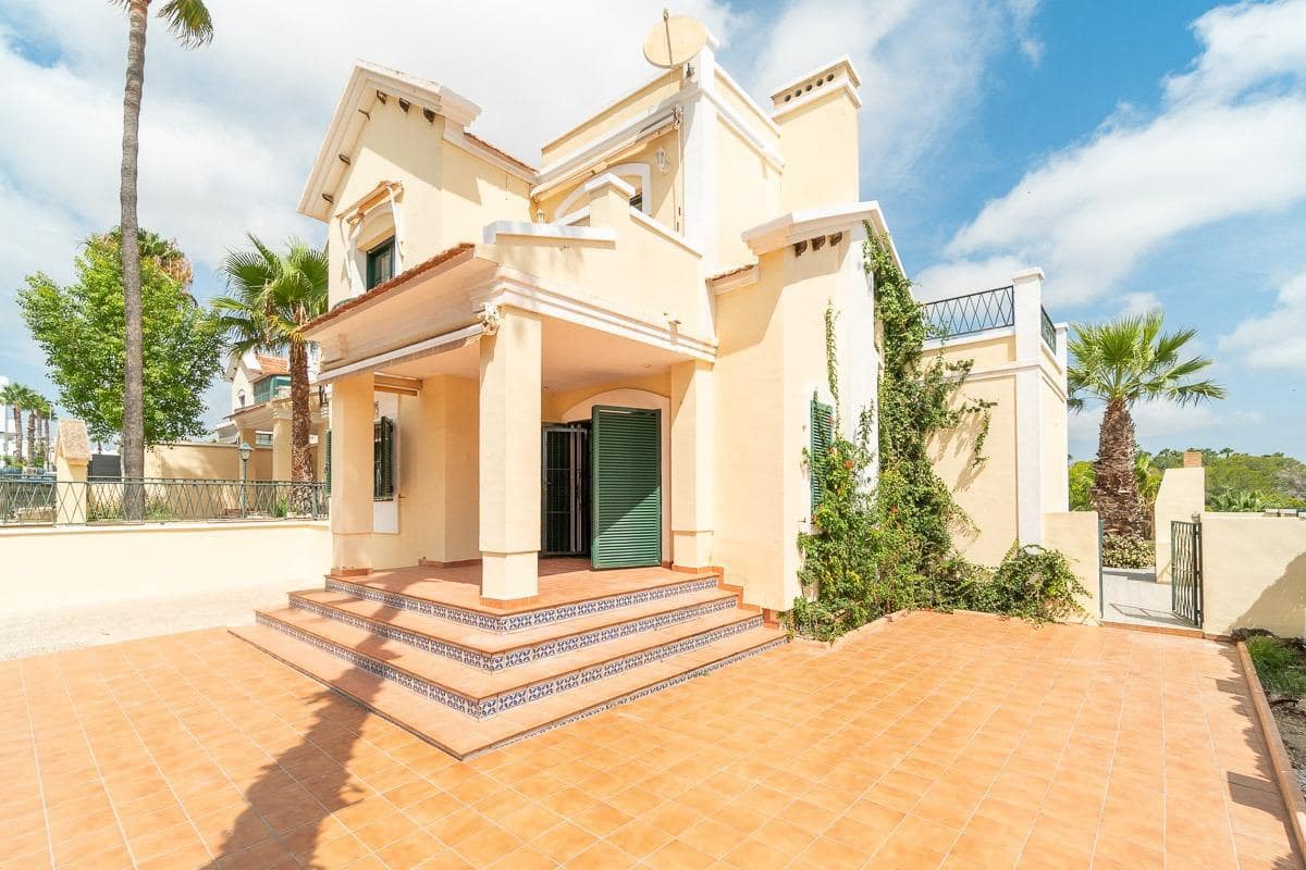 3 Zimmer Villa zu verkaufen in Orihuela Costa mit Pool - 379.000 € (Ref: 9449065)
