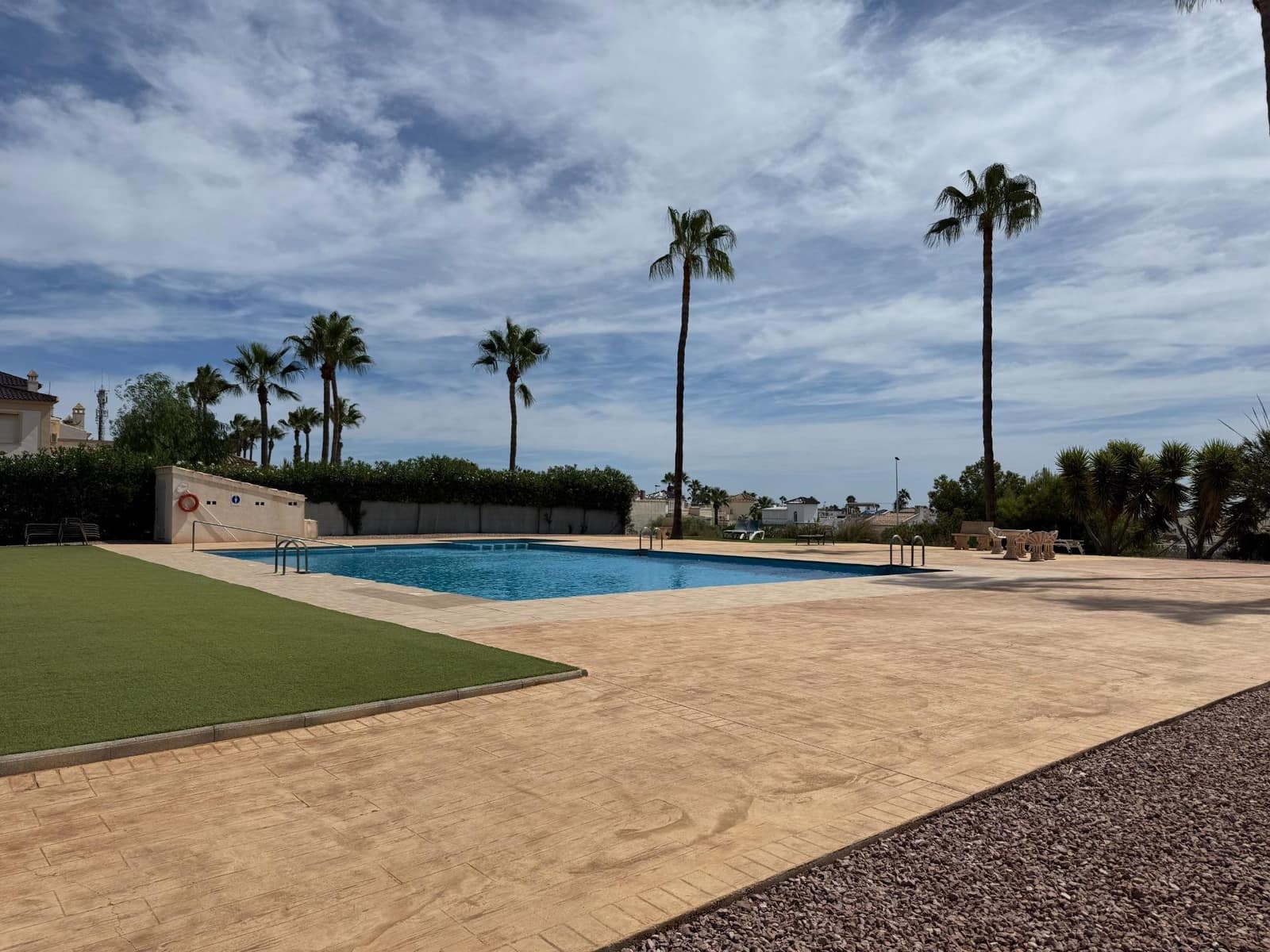 3 Zimmer Villa zu verkaufen in Orihuela Costa mit Pool - 379.000 € (Ref: 9449065)
