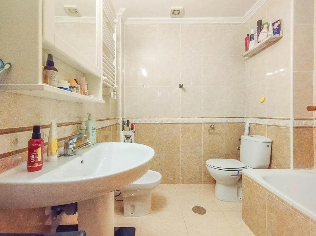 Apartamento de 2 habitaciones en Orihuela Costa en venta con piscina - 159.000 € (Ref: 9449066)