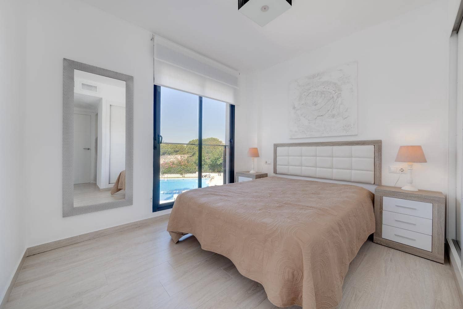 2 slaapkamer Appartement te koop in Torrevieja met zwembad - € 254.000 (Ref: 9452848)