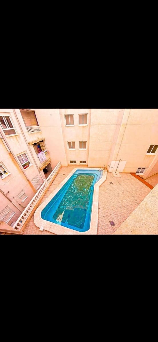 1 makuuhuone Huoneisto myytävänä paikassa Torrevieja mukana uima-altaan - 119 000 € (Ref: 9456505)