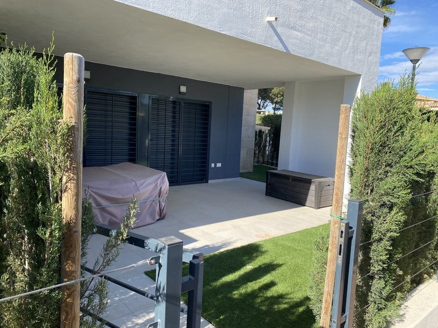 3 quarto Apartamento para venda em Playa Flamenca com piscina garagem - 410 000 € (Ref: 9465704)