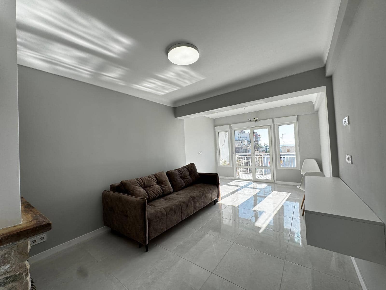 3 Zimmer Apartment zu verkaufen in Torrevieja - 180.000 € (Ref: 9468607)