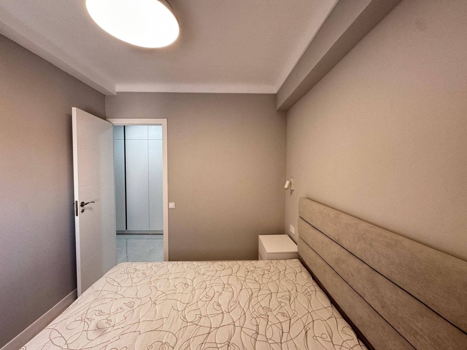 3 Zimmer Apartment zu verkaufen in Torrevieja - 180.000 € (Ref: 9468607)