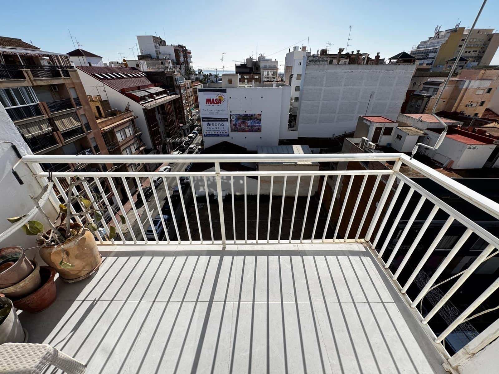 3 Zimmer Apartment zu verkaufen in Torrevieja - 180.000 € (Ref: 9468607)