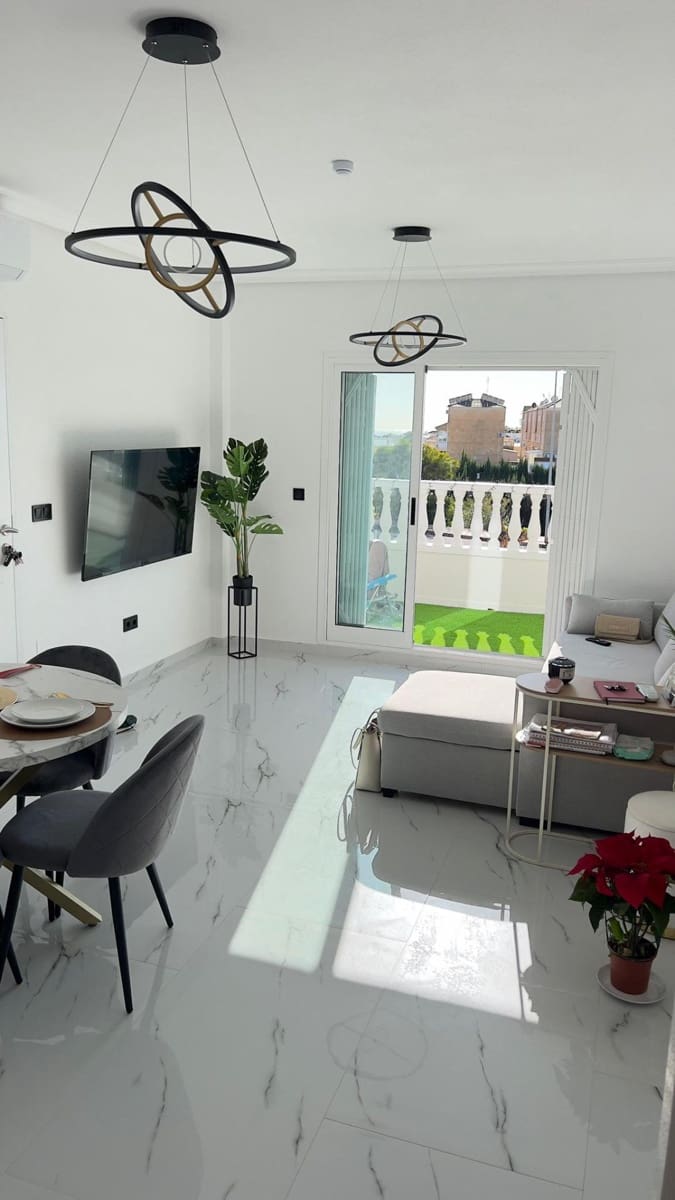 1 bedroom Apartment for sale in Orihuela Costa with pool - € 170,000 (Ref: 9470968)