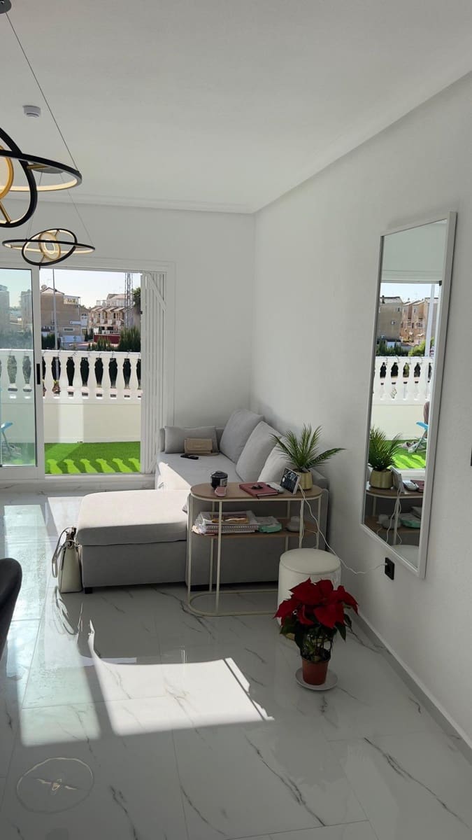 1 bedroom Apartment for sale in Orihuela Costa with pool - € 170,000 (Ref: 9470968)