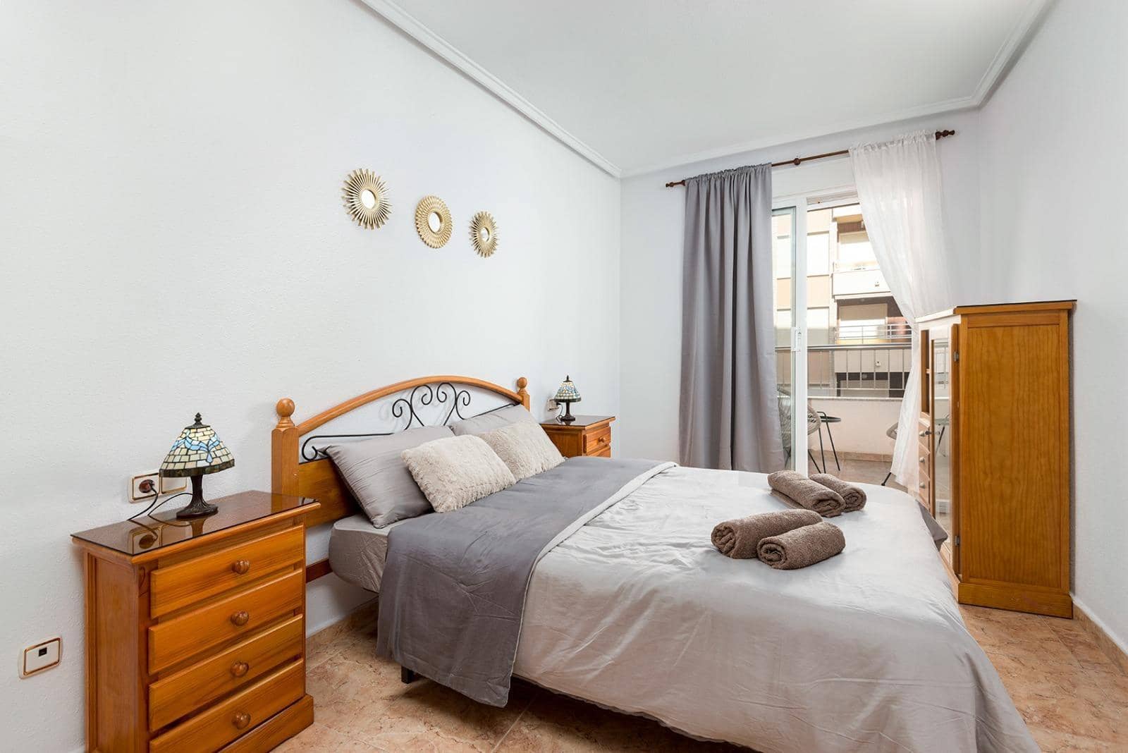 3 bedroom Flat for sale in Torrevieja - € 290,000 (Ref: 9470970)