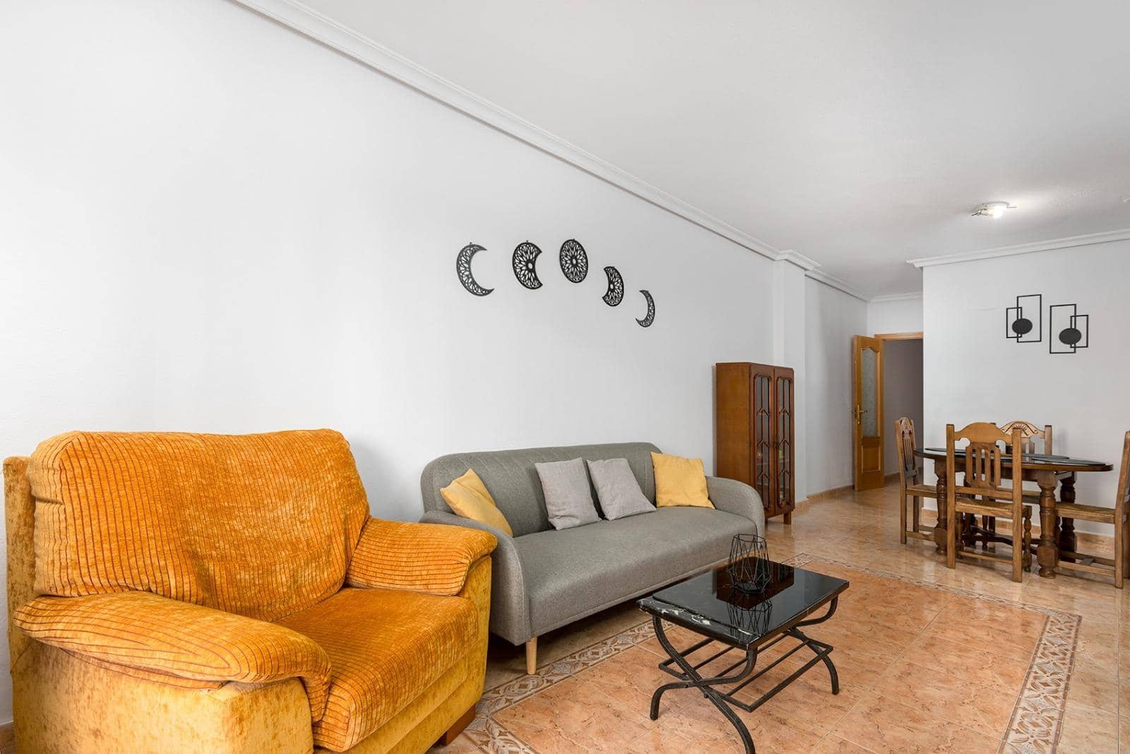 3 bedroom Flat for sale in Torrevieja - € 290,000 (Ref: 9470970)