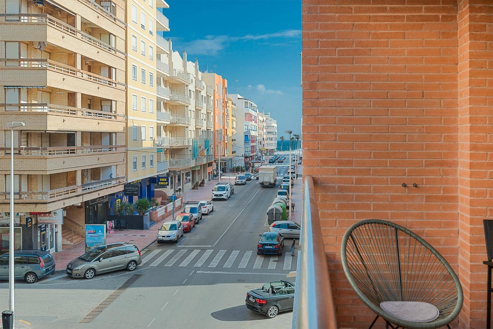3 bedroom Flat for sale in Torrevieja - € 290,000 (Ref: 9470970)