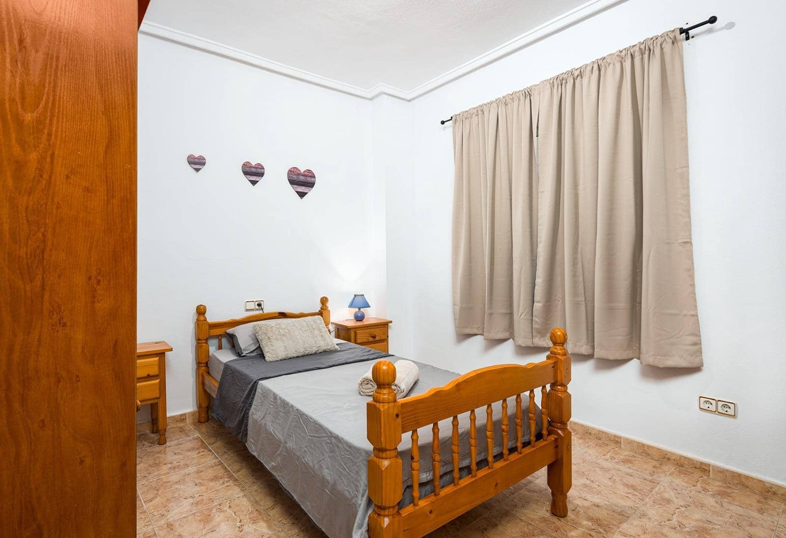 3 bedroom Flat for sale in Torrevieja - € 290,000 (Ref: 9470970)